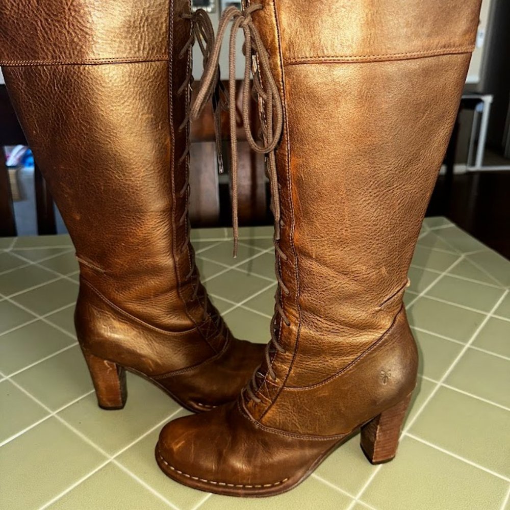 Frye Villager Lace Up Boots 8.5